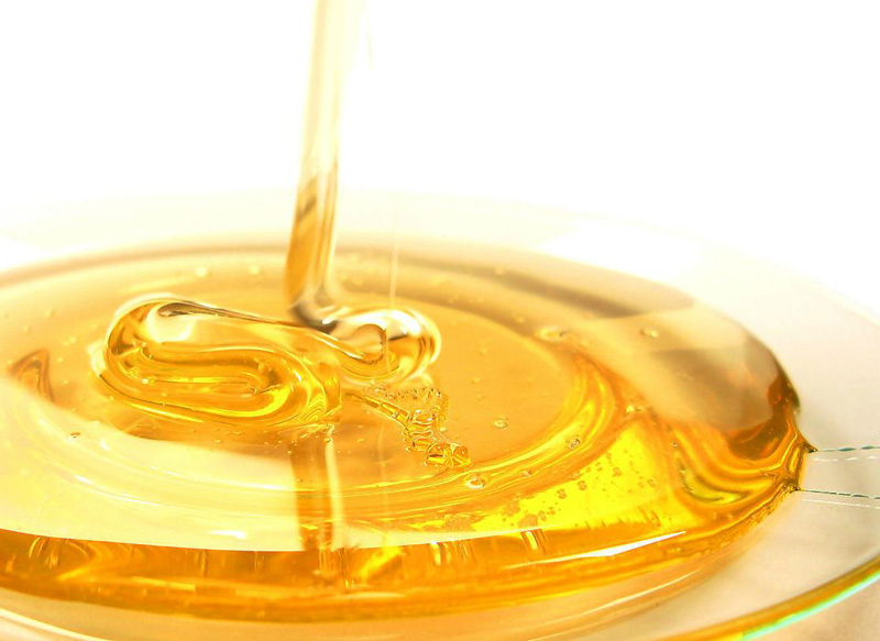 蜂蜜灌裝機(jī)需要注意哪些事項(xiàng)？